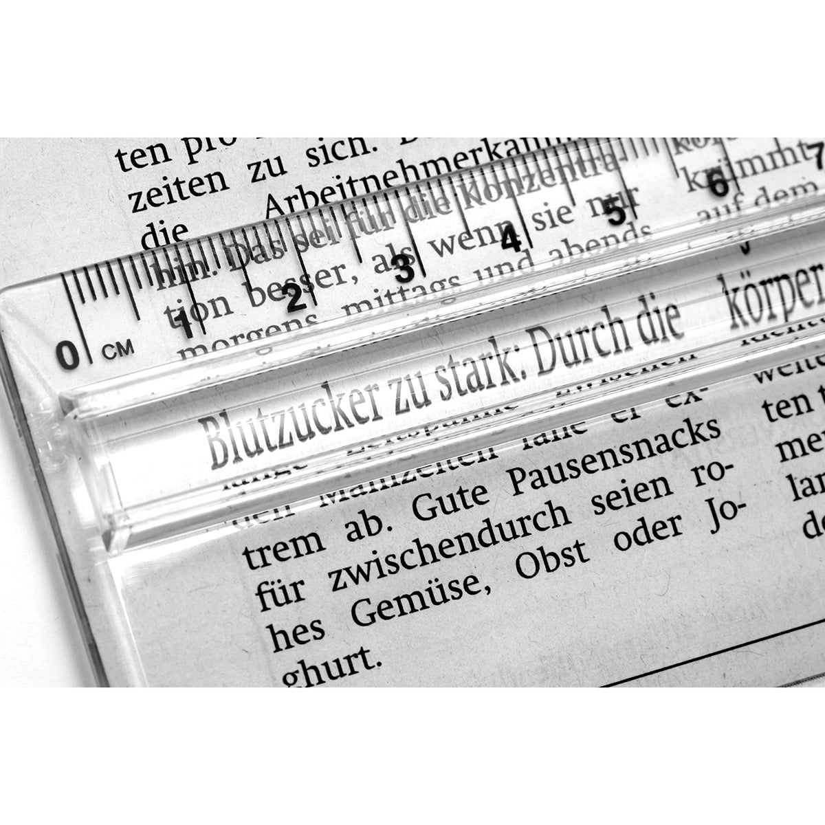 Règle avec loupe de lecture
