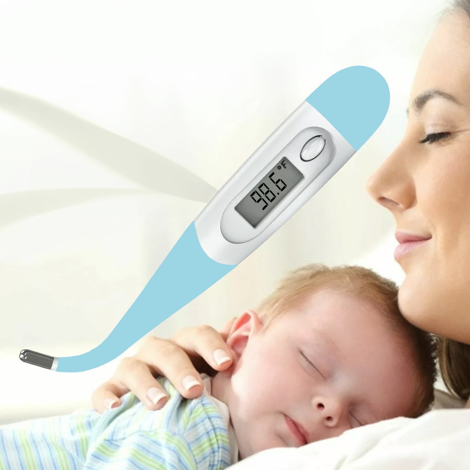 Hellblau-weisser Fieberthermometer mit Baby und Frau