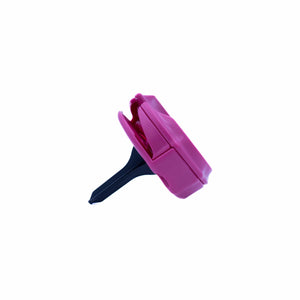 Pinker Outdoor Getränkehalter für Weingläser von der Seite