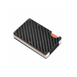 Schwarzer Carbon Card Holder mit silbernen Details von oben