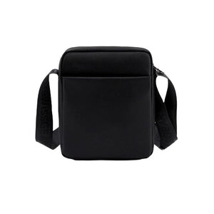 Schwarze Tasche mit Schultergurt und Schweizerwappen Badge von hinten