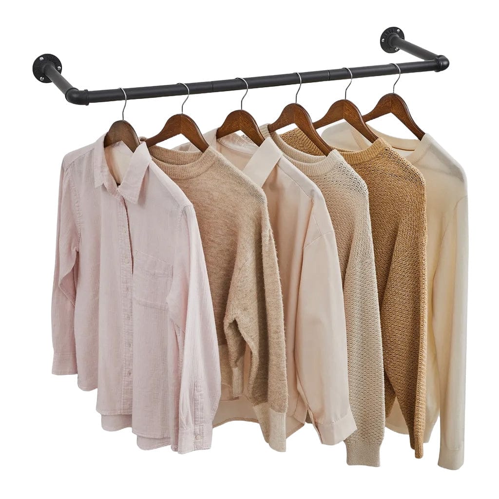 Metall Kleiderstangen mit sechs Schraubenlöchern und Beispielskleidern