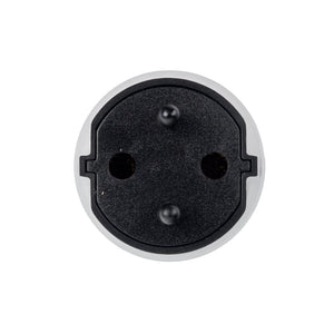 Schwarzer Steckdosen Adapter von vorne