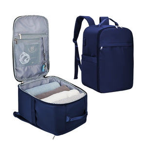 Geöffneter Reiserucksack in blau mit einem grossen und mehreren kleinen Fächern und Beispielsinhalt