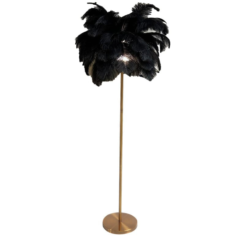 Stehlampe mit schwarzen Straussenfedern und goldenem Ständer