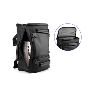 Grosse Fächer des Rucksacks