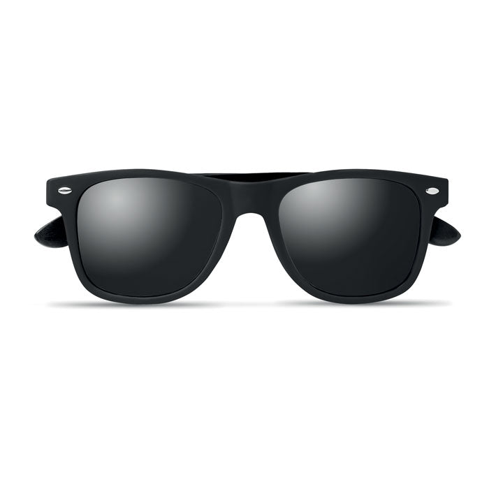 Lunettes de soleil en bambou