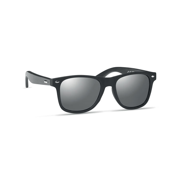 Lunettes de soleil en bambou