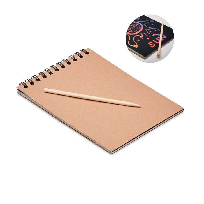 Cahier avec papier à gratter