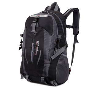 Grau-schwarzer Wanderrucksack
