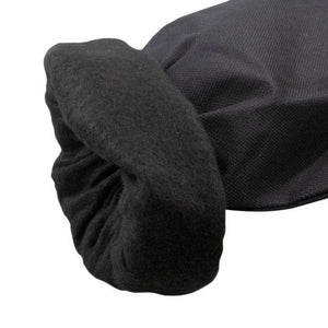 Herangezoomtes Bild an die Öffnung des Handschuhs