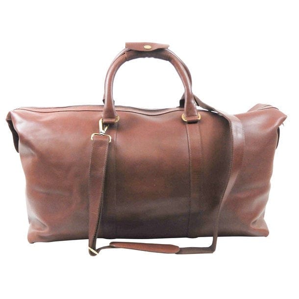 Braune Lederreisetasche mit goldenen Details und einem Schultergurt
