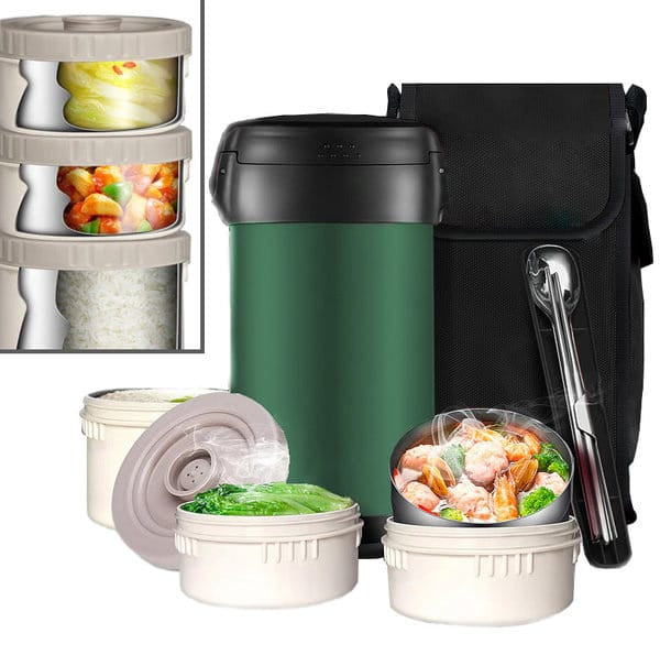 Grüne Thermo-Lunchbox neben schwarzer Tragtasche und Besteckset mit befüllten Aufbewahrungsboxen