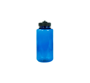 Blaue, transparente Trinkflasche mit schwarzem Deckel