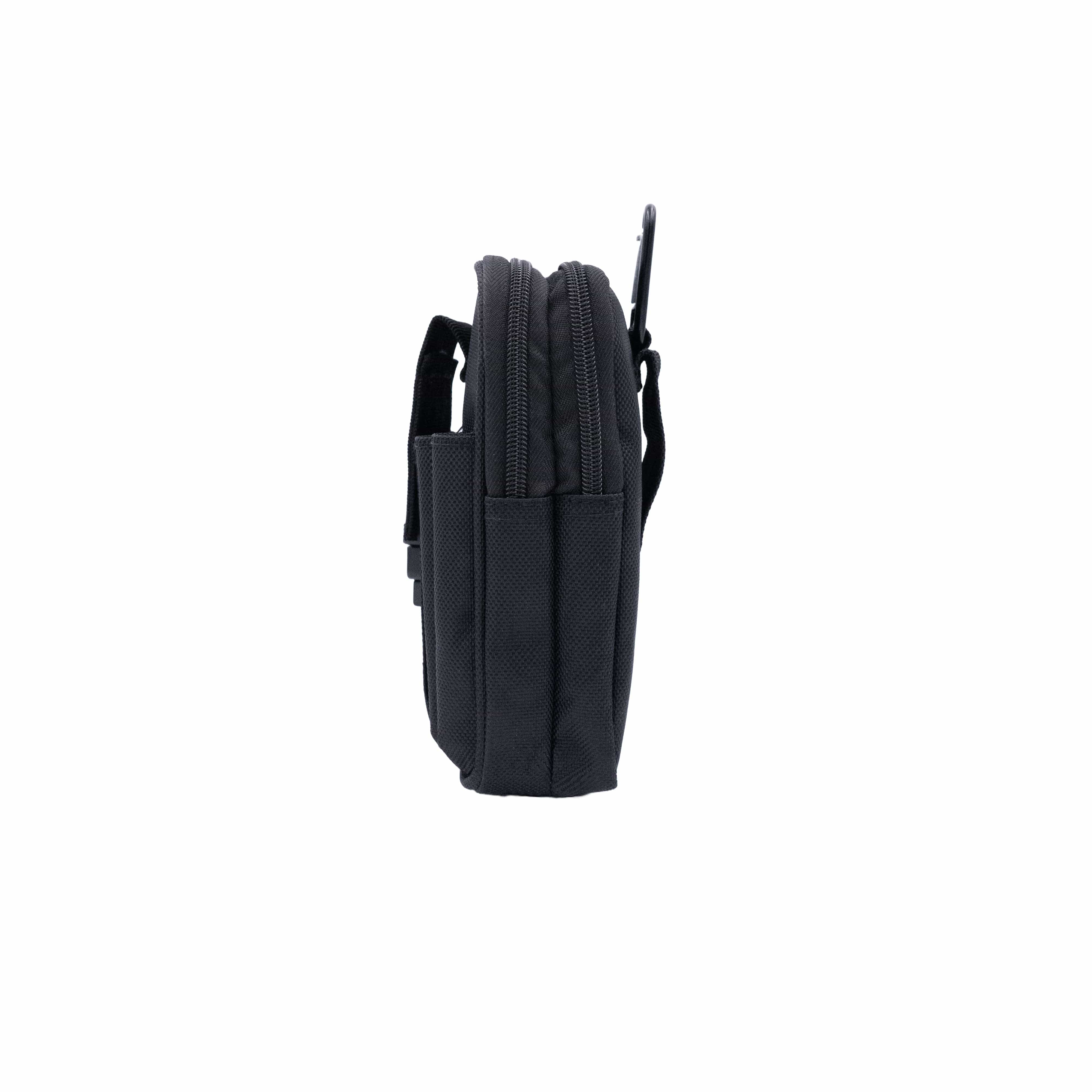 Schwarze Gürteltasche mit Schweizerwappen Badge und entfernbarem Gurt von der Seite