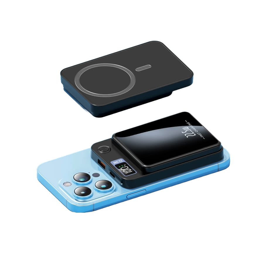Schwarze Wireless Powerbank mit digital Bildschirm für Akkuanzeige mit Anwendungsbeispiel