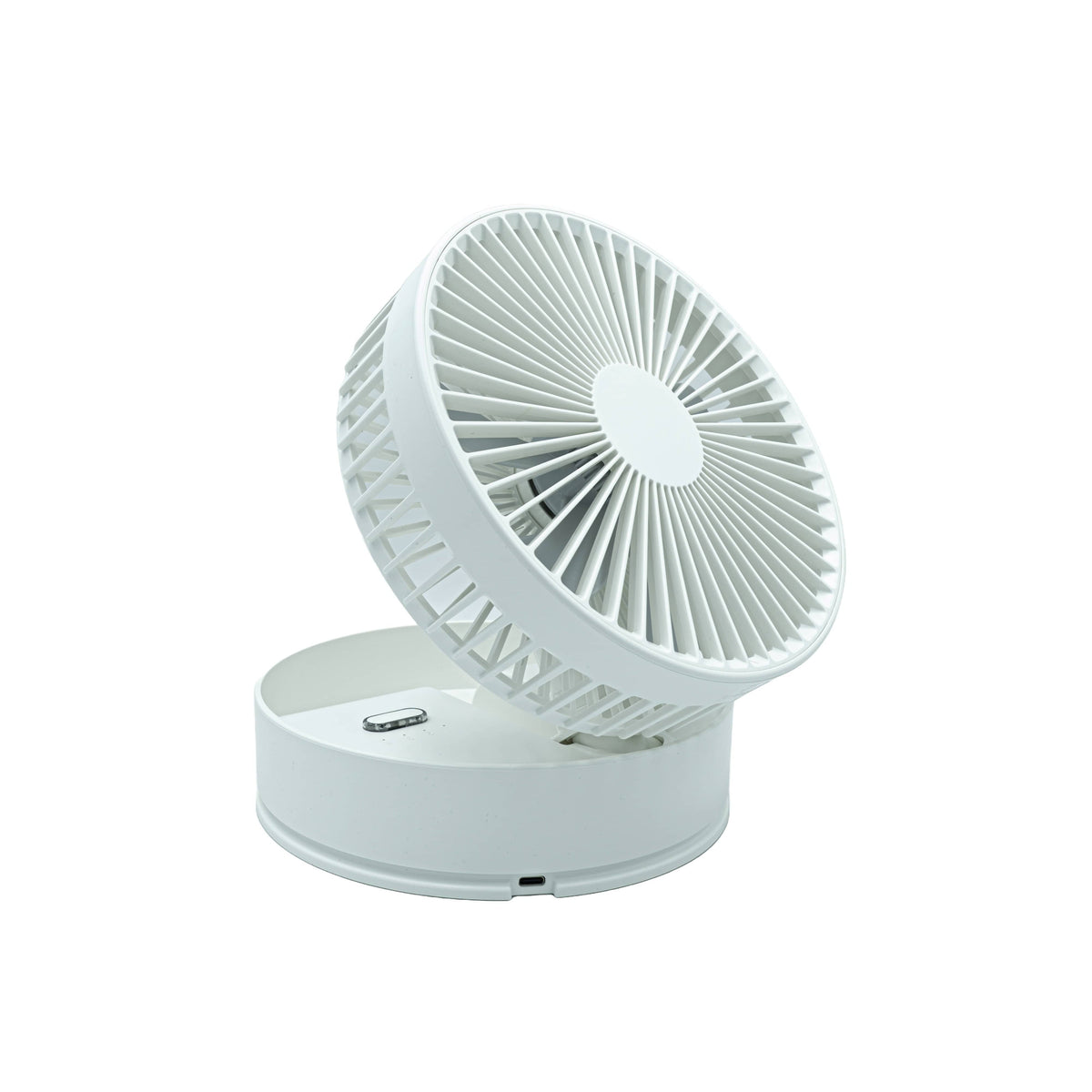 Weisser Tisch- und Standventilator in der kleinsten Stufe