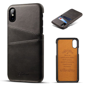 Schwarze Leder-Smartphonehülle von verschiedenen Perspektiven mit Kartenfach und Innengravur