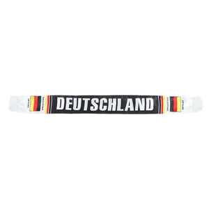 Weiss-schwarzer Deutschland Schal mit weisser "Deutschland" Aufschrift und zwei Deutschlandflaggen
