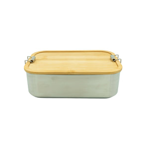 Silberne Lunchbox mit hölzernem Deckel von vorne