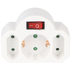 Weisser Multistecker mit zwei CH und einer Schuko Steckdosen von vorne