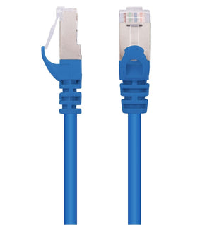 Herangezoomtes Bild an die Stecker des Kabels
