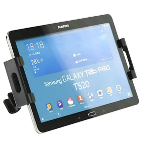 Schwarze Rücksitz Halterung mit Tablet eingespannt