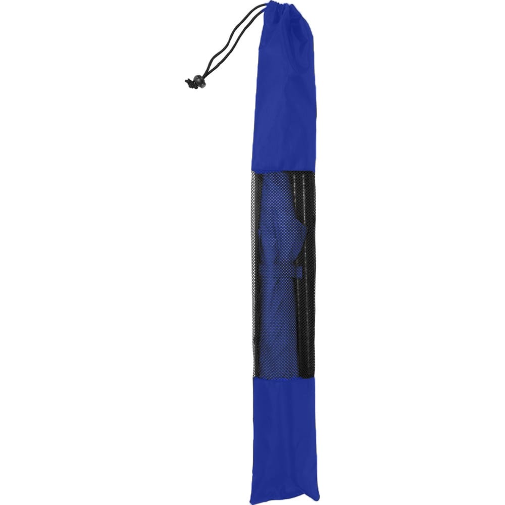 Schwarze Stange und Blauer Sonnenschirm im blau-schwarzem Tragbeutel