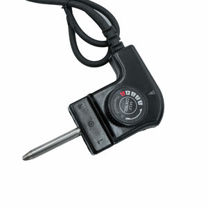 Schwarzes Kabel mit Stufeneinstellung