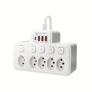 Weisse Mehrfachsteckdose mit fünf Steckdosen, drei USB-A Anschlüssen und einem USB-C Anschluss und Knöpfen um die verschiedenen Steckdosen zu aktivieren